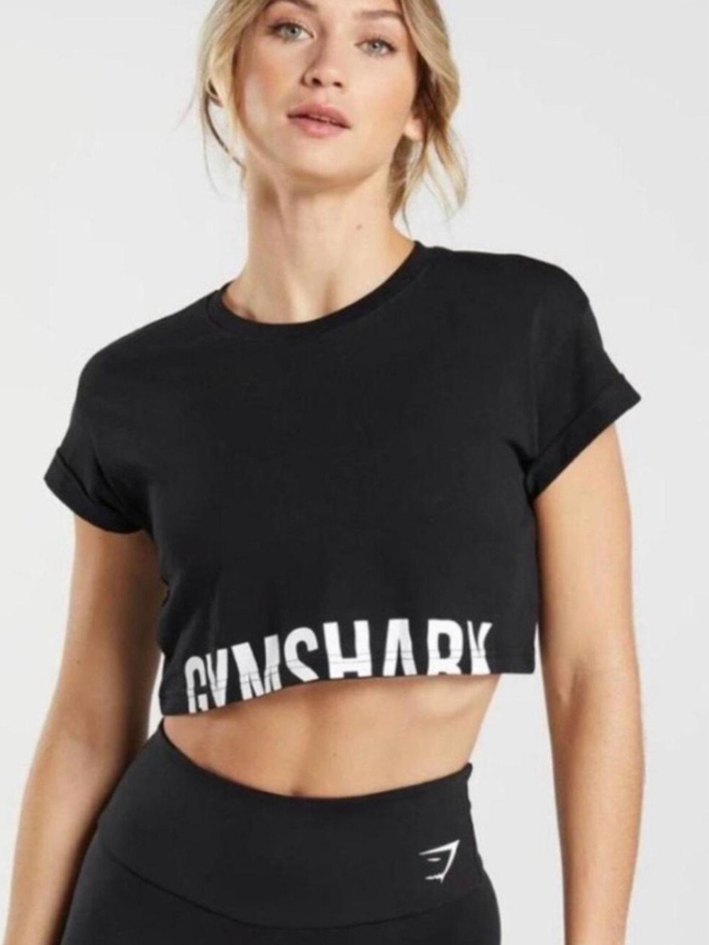 Gymshark Black Cropped Logo Tee